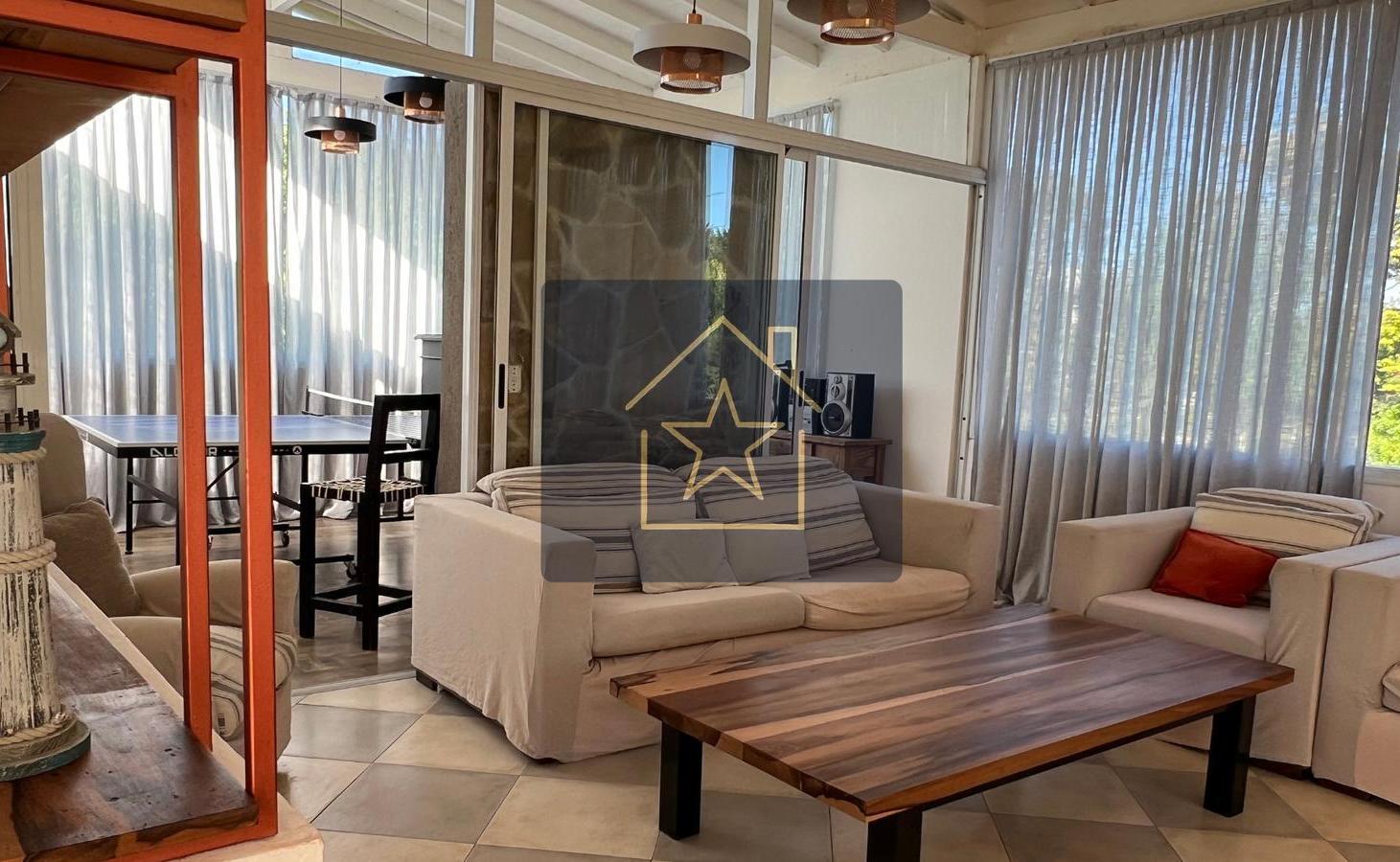 Foto de Casa en Alquiler para 12 personas Carilo - piscina climatizada, imagen 3