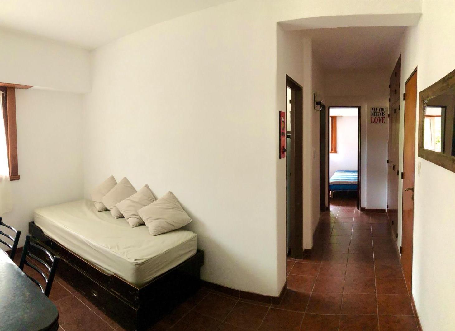Foto de Departamento en alquiler Pinamar Apto Jóvenes, imagen 2