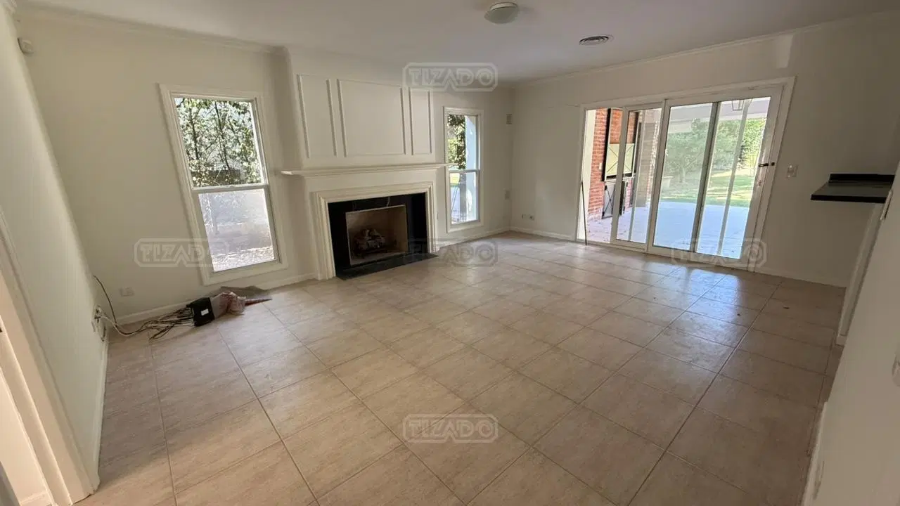 Casa Chalet  en Venta en La Lomada, Pilar, G.B.A. Zona Norte 3