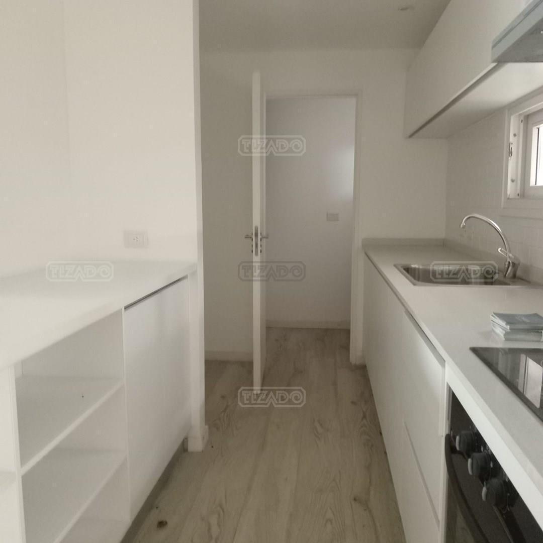 Foto de Departamento 3 ambientes con Jardin en Venta. Zug Caamaño. La Lonja, imagen 1