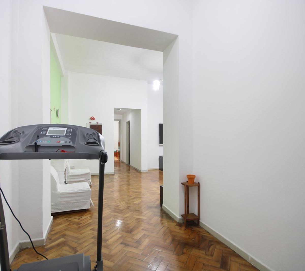Vende Departamento 4 Amb 2 Baños Monserrat 1