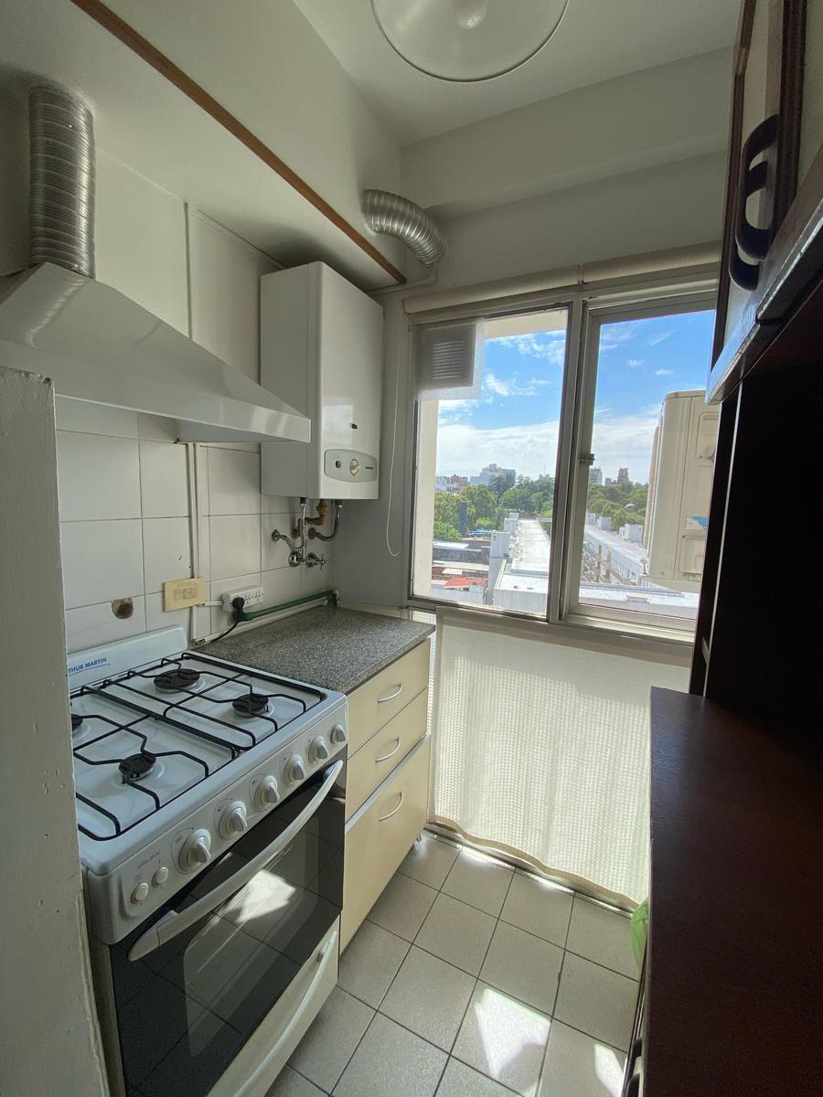 Venta Depto 4 Ambientes C/cochera en Parque Lezama 2