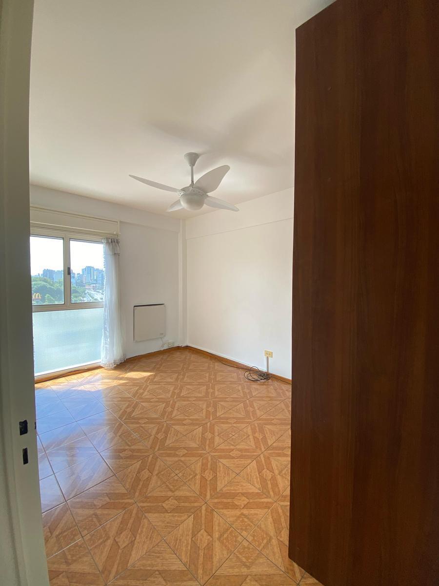 Venta Depto 4 Ambientes C/cochera en Parque Lezama 4