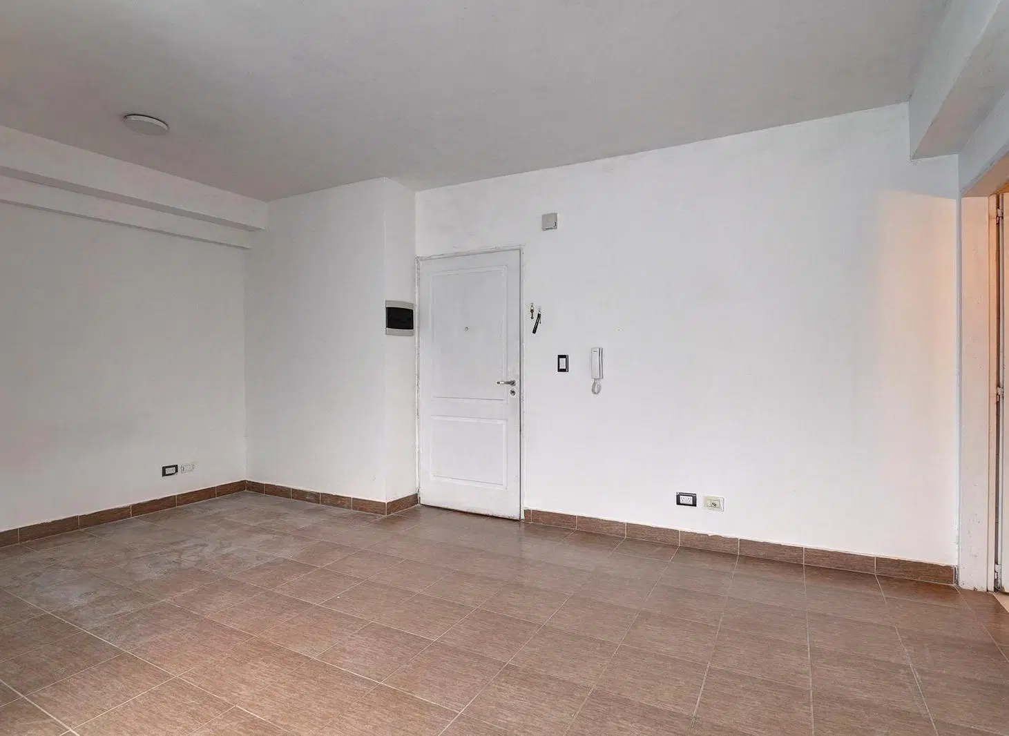 VENTA DEPTO MONOAMBIENTE CON COCHERA EN SAN CRISTOBAL 3