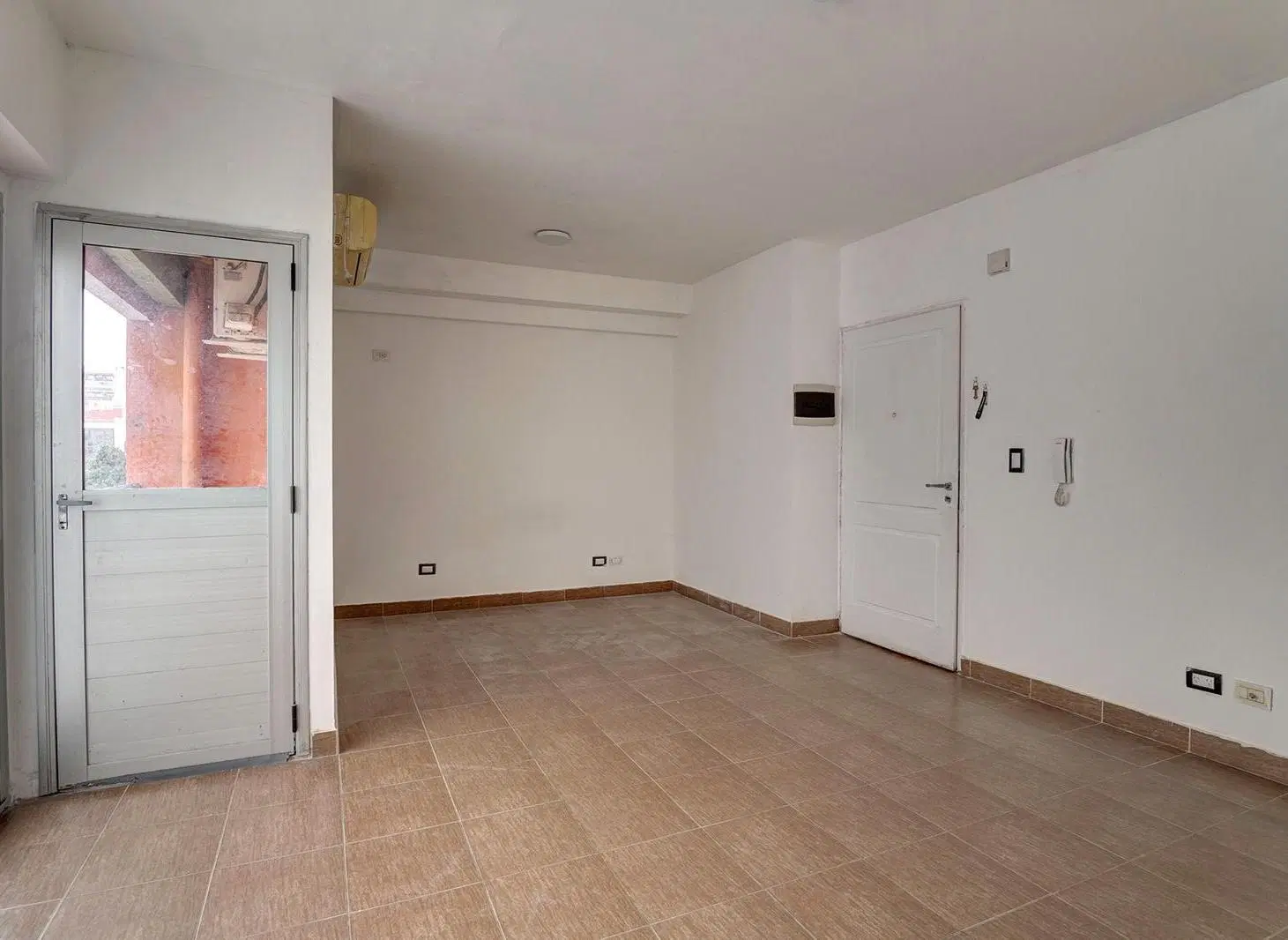 VENTA DEPTO MONOAMBIENTE CON COCHERA EN SAN CRISTOBAL 3