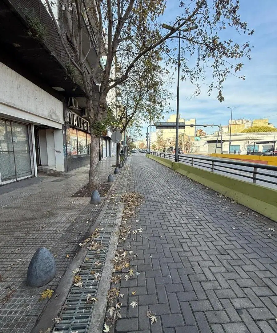 VENTA LOCAL COMERCIAL EN VILLA DEVOTO 2