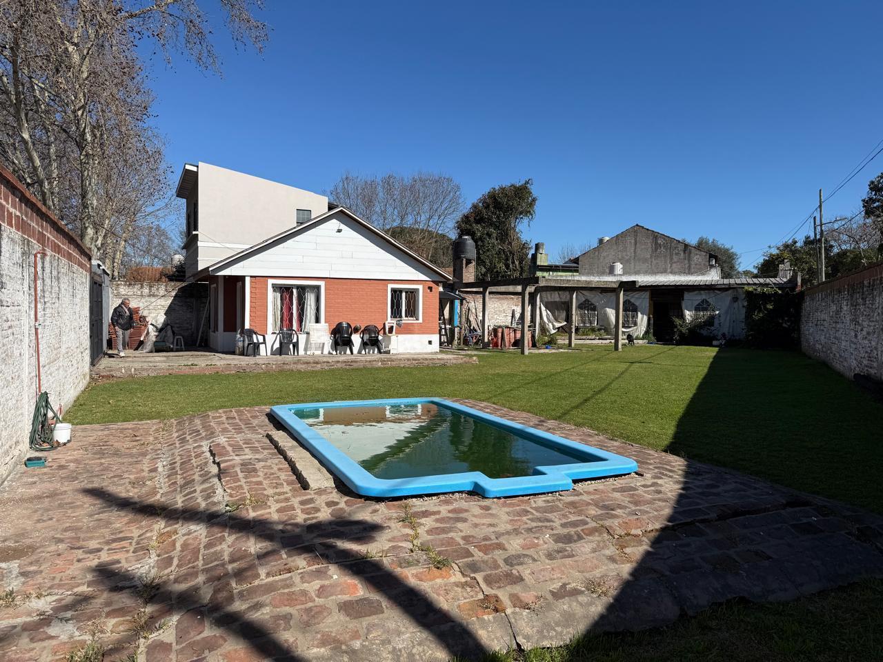 Foto de VENTA CASA CON EXCELENTE LOTE !!!, imagen 1