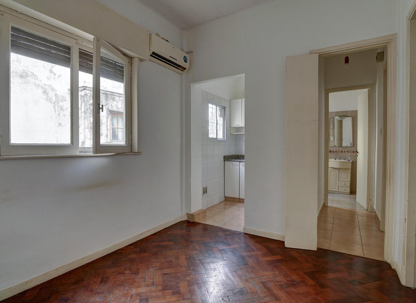Foto de VENTA PH 3 AMB CON TERRAZA PROPIA EN BOEDO, imagen 2