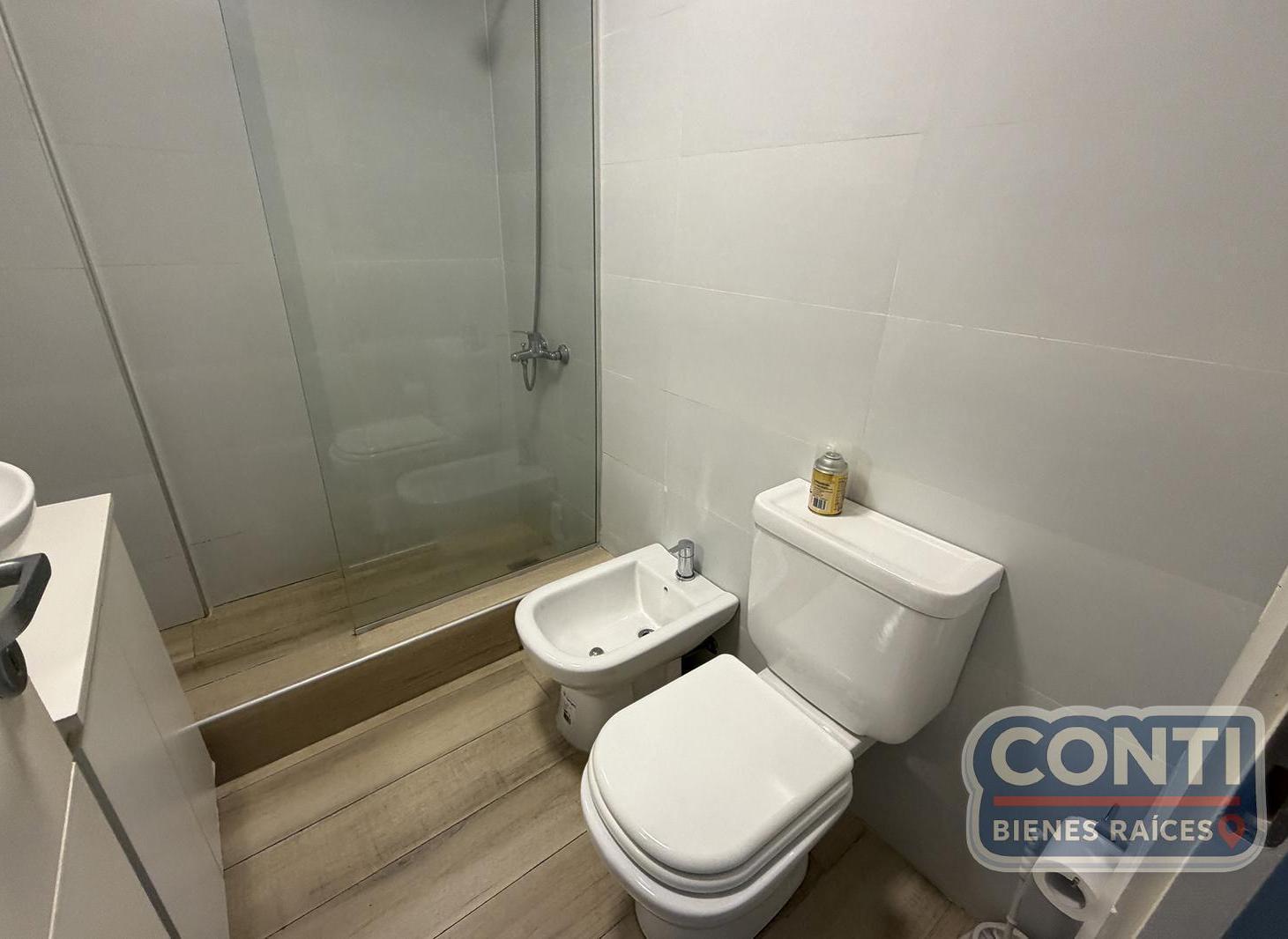 Foto de VENTA DEPTO 3 AMB C/ COCHERA Y PARRILLA EN CABALLITO, imagen 1