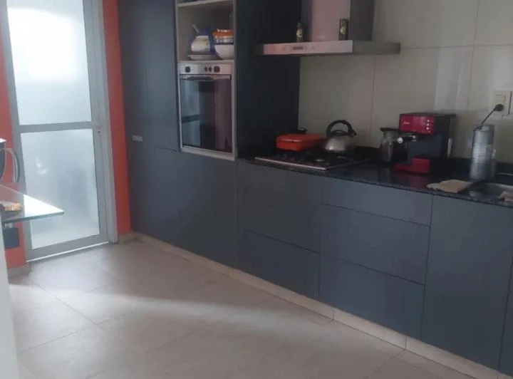 Excelente. Casa 3 dormitorios. Zona residencial  4