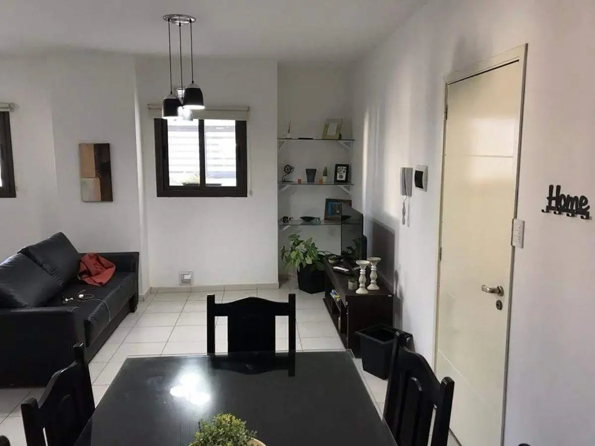 Excelente Departamento. Zona residencial. Sin muebles 4