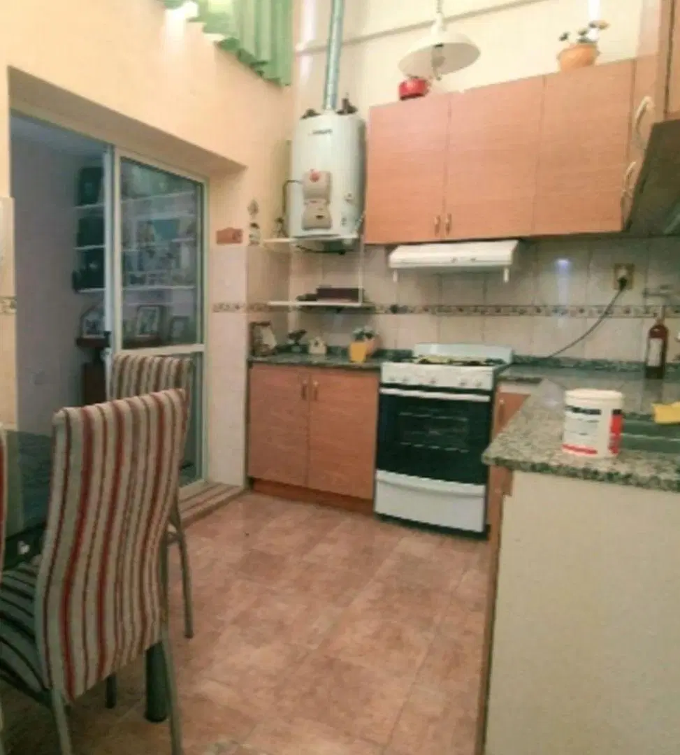 Excelente. Casa 2 dormitorios. Zona residencial 4