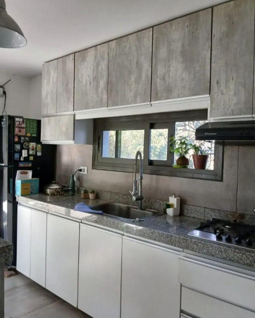 Excelente. Casa 3 dormitorios. Zona residencial