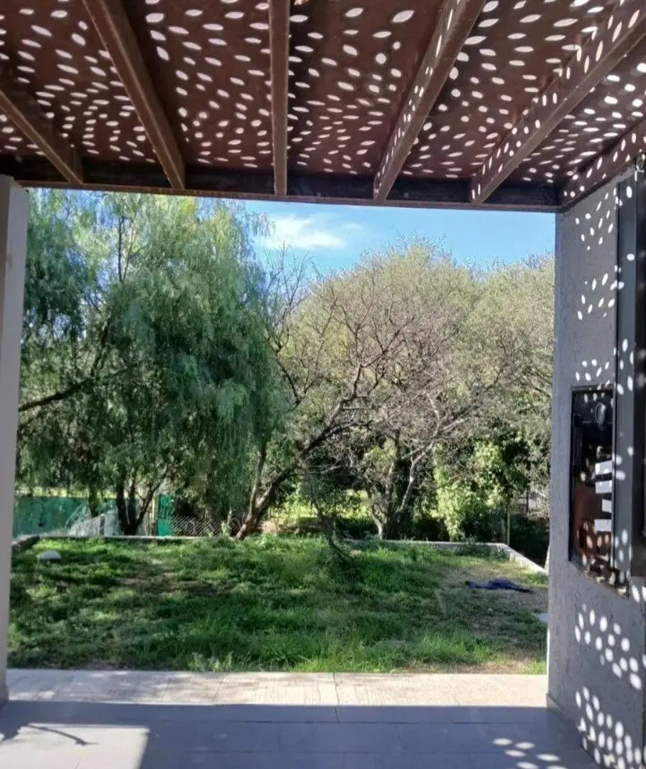 Excelente. Casa 3 dormitorios. Zona residencial 5
