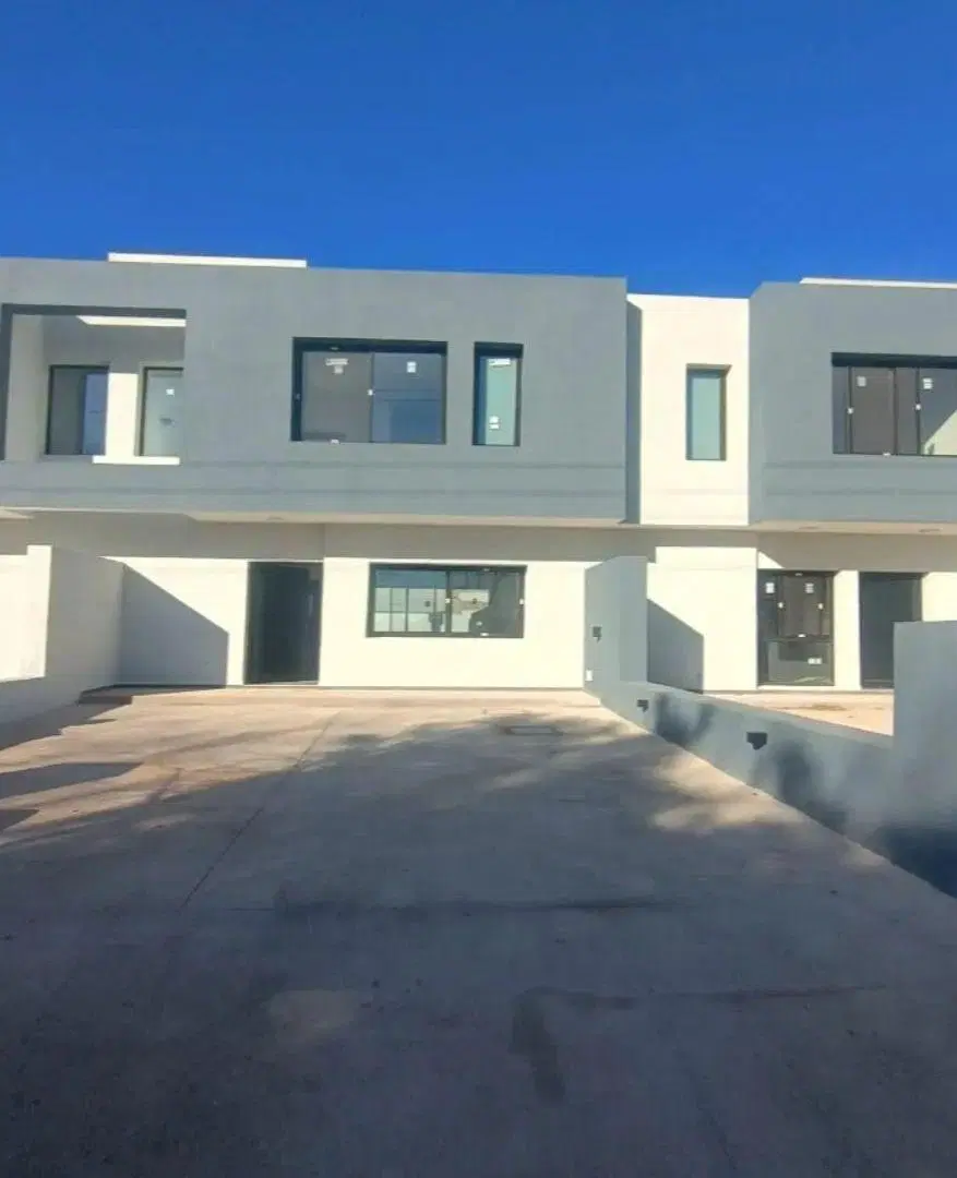 Excelente. Duplex 3 dormitorios. Zona residencial 3
