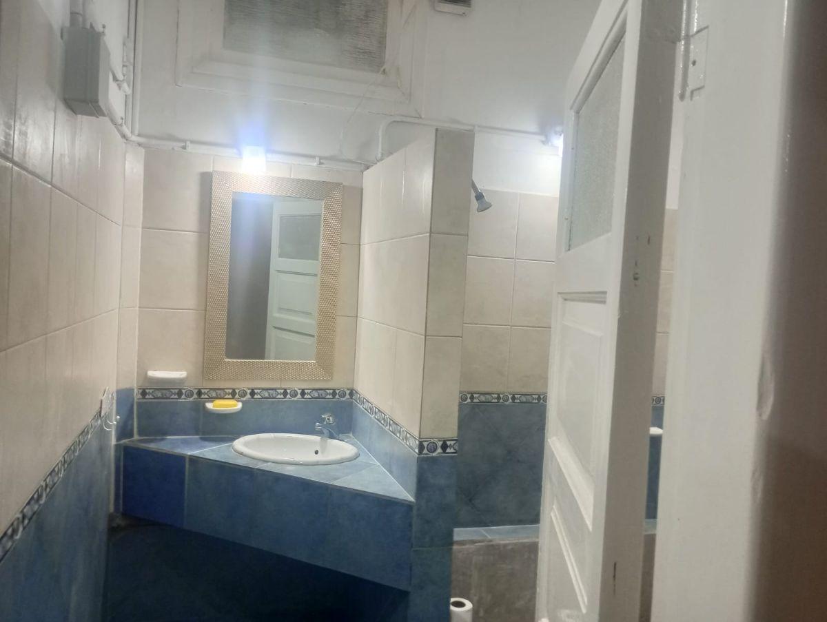 Foto de Excelente. Casa 3 dormitorios + 2 dptos. Zona residencial, imagen 3
