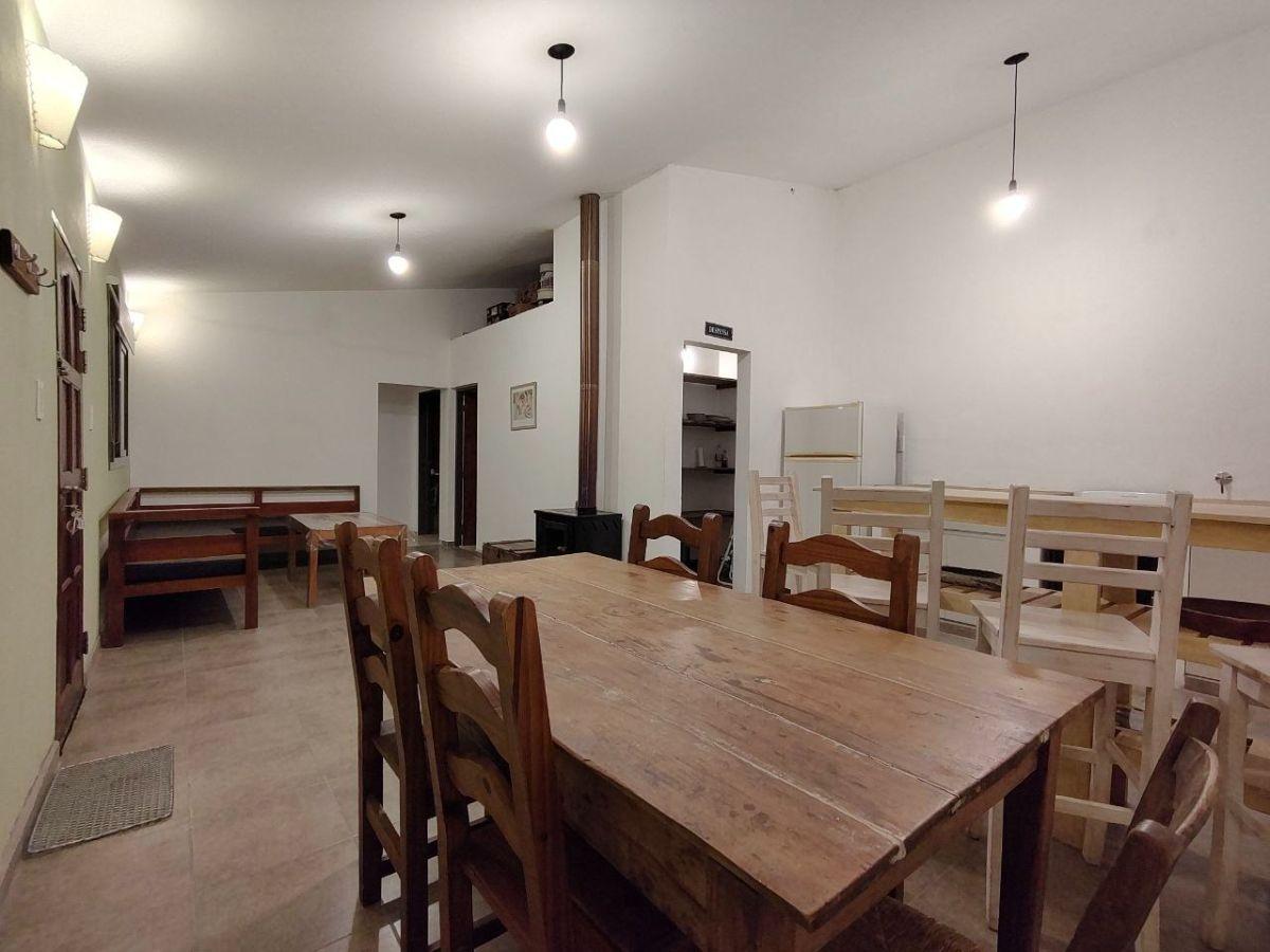 Excelente. Casa 3 dormitorios. Zona residencial