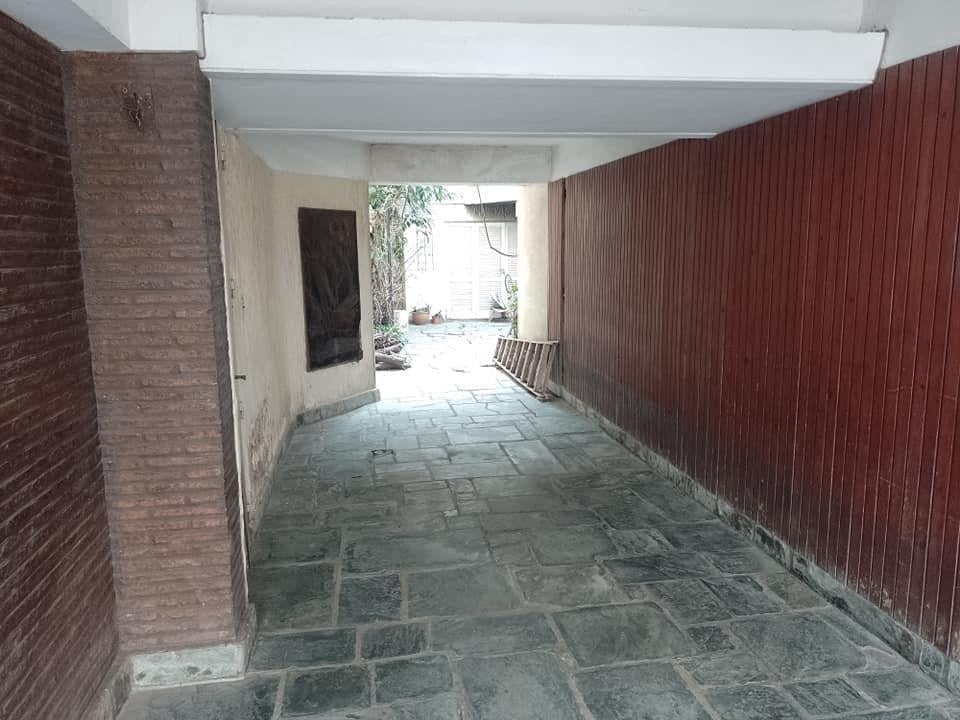 Casa de 2 P ideal para Estudio - Clínica o Desarrollos. Excelente Emplazamiento