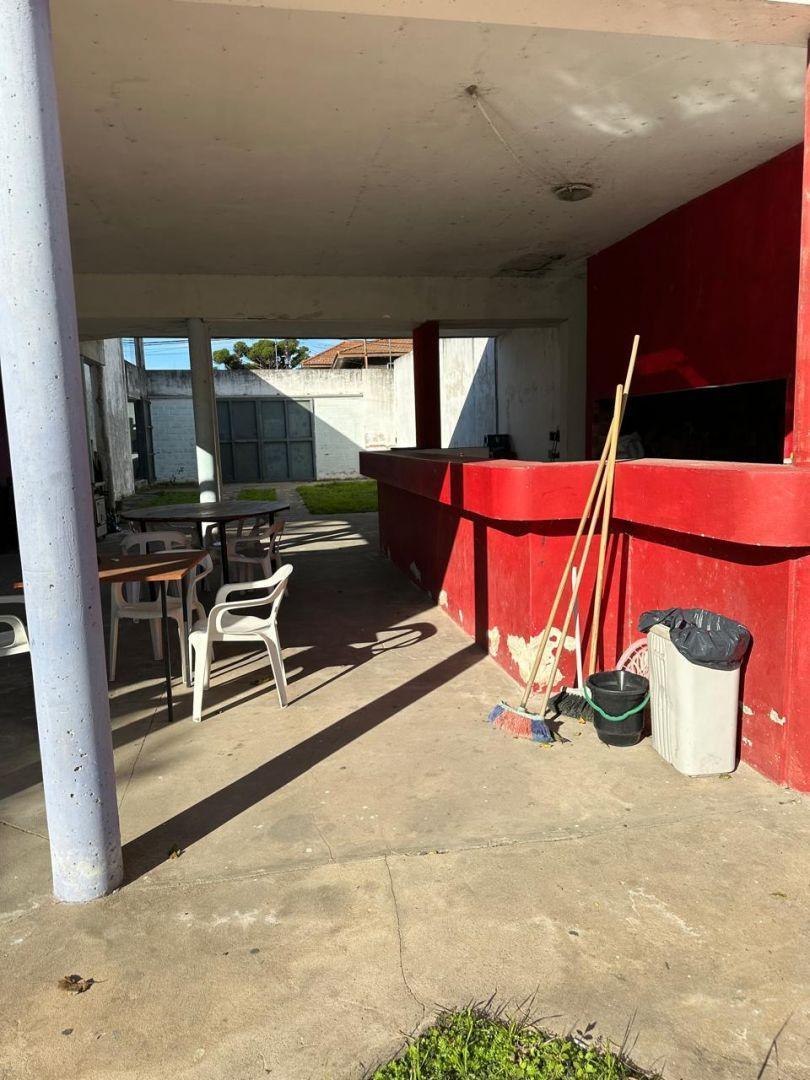 Complejo Social y Deportivo 5