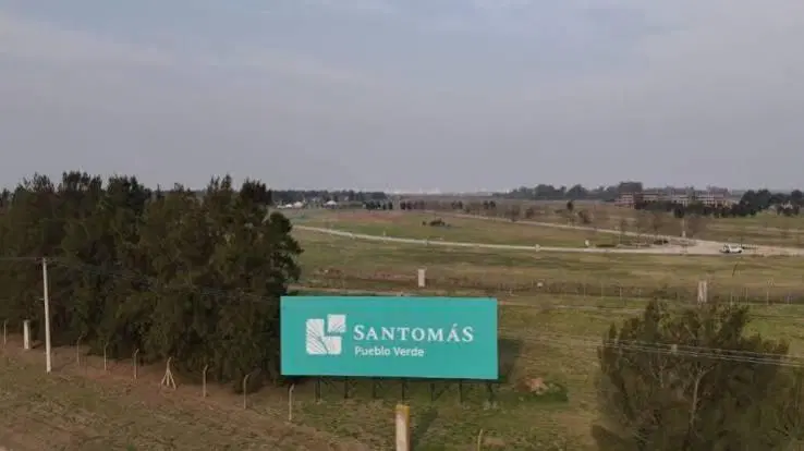 TERRENO EN VENTA 1.000 m Barrio Las Calandrias Santo Tomás Fondo a Espacio Verde 3