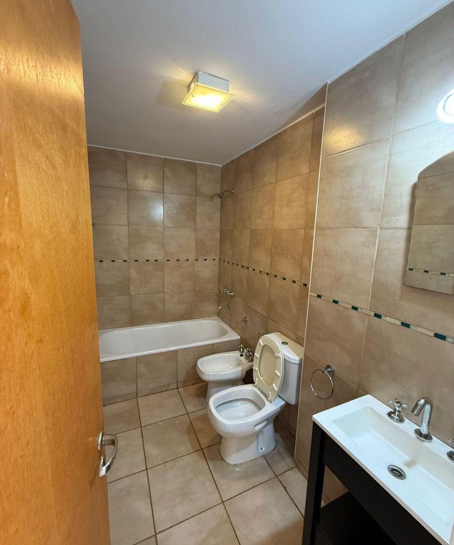 Foto de Monoambiente moderno en alquiler con patio., imagen 3