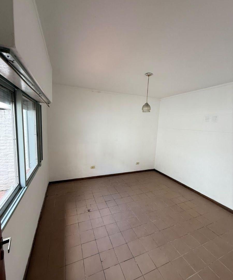 Foto de Departamento interno con patio en alquiler., imagen 5
