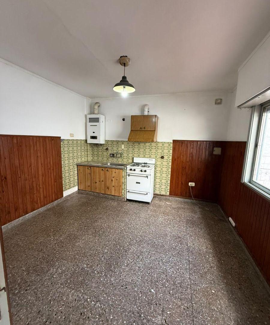 Foto de Departamento interno con patio en alquiler., imagen 2