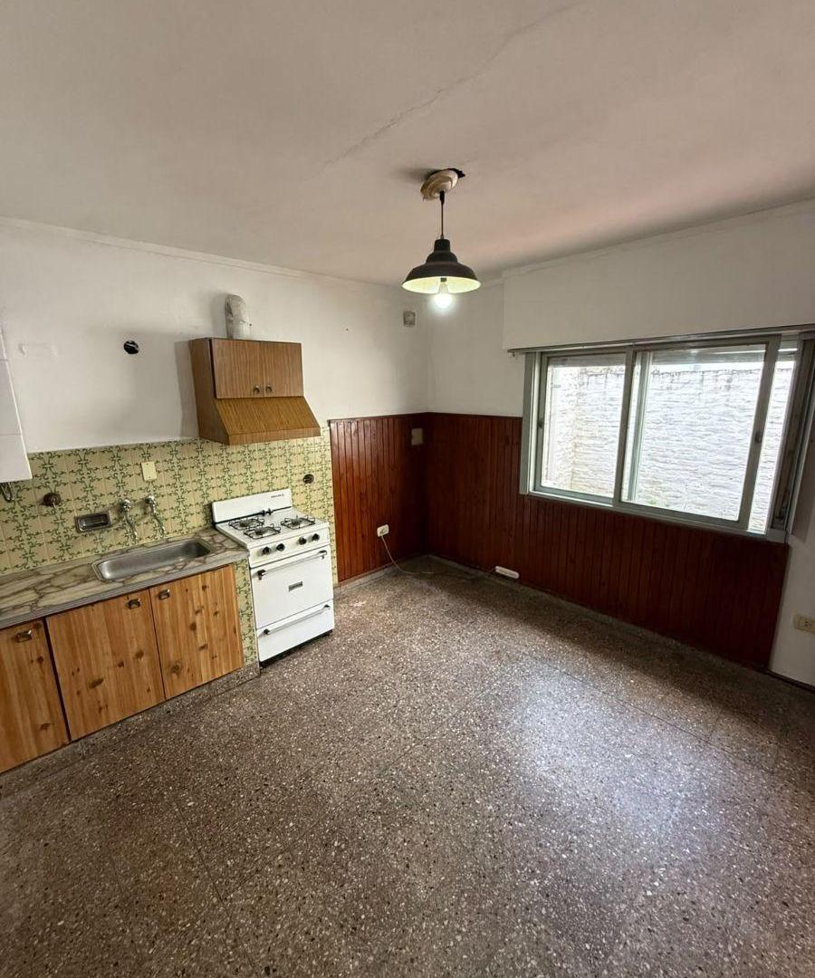Foto de Departamento interno con patio en alquiler., imagen 3