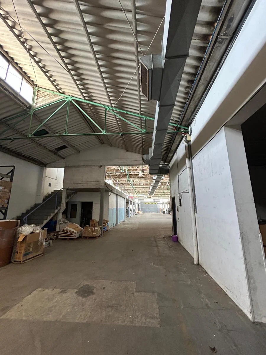 Galpón en Venta en Bernal Oeste 5
