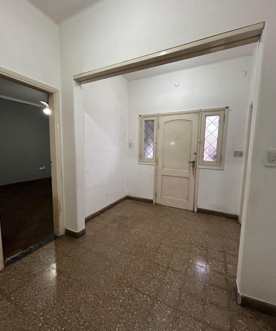 Foto de Casa + locales en venta en Bernal Oeste, imagen 2