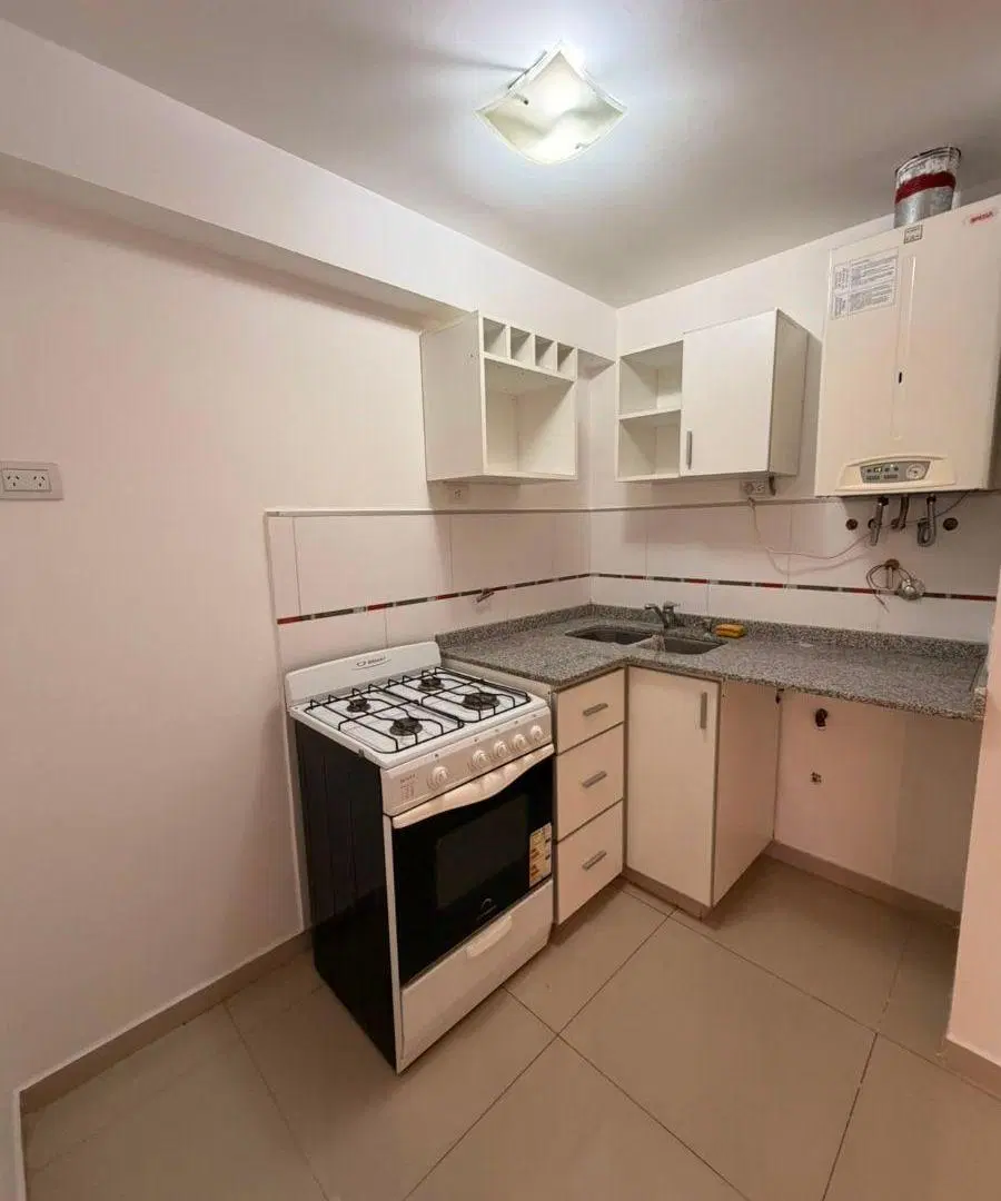 Excelente Departamento en barrio general paz 3