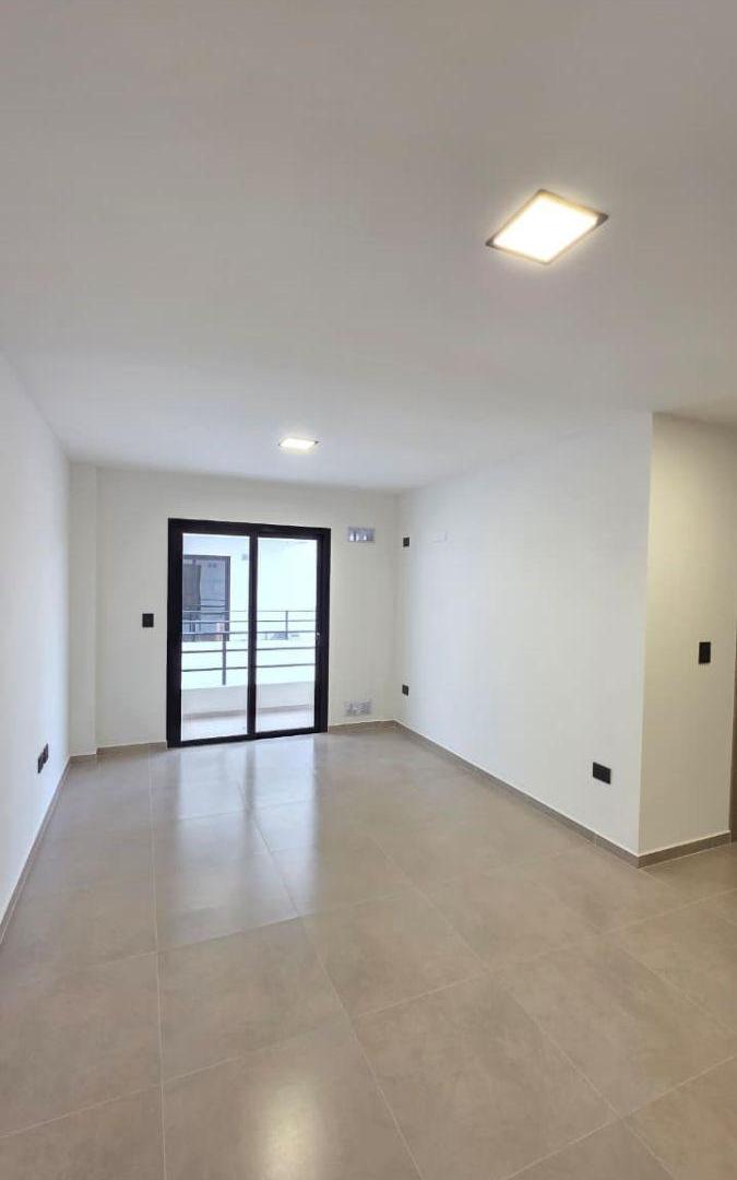 Foto de Alquiler departamento 1 dormitorio Viamonte 1340, imagen 3
