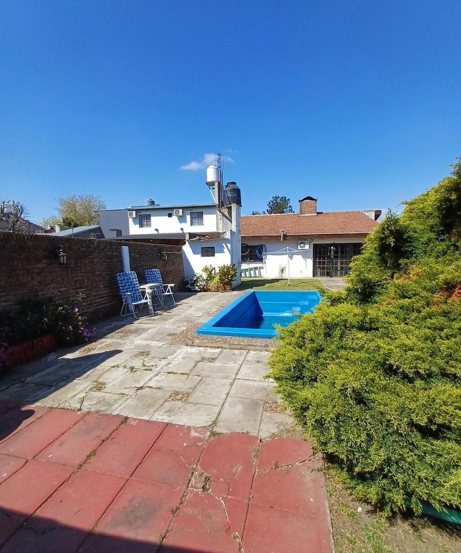 Foto de Hermosa Casa con pileta y parrilla en Ituzaingó Sur, imagen 3
