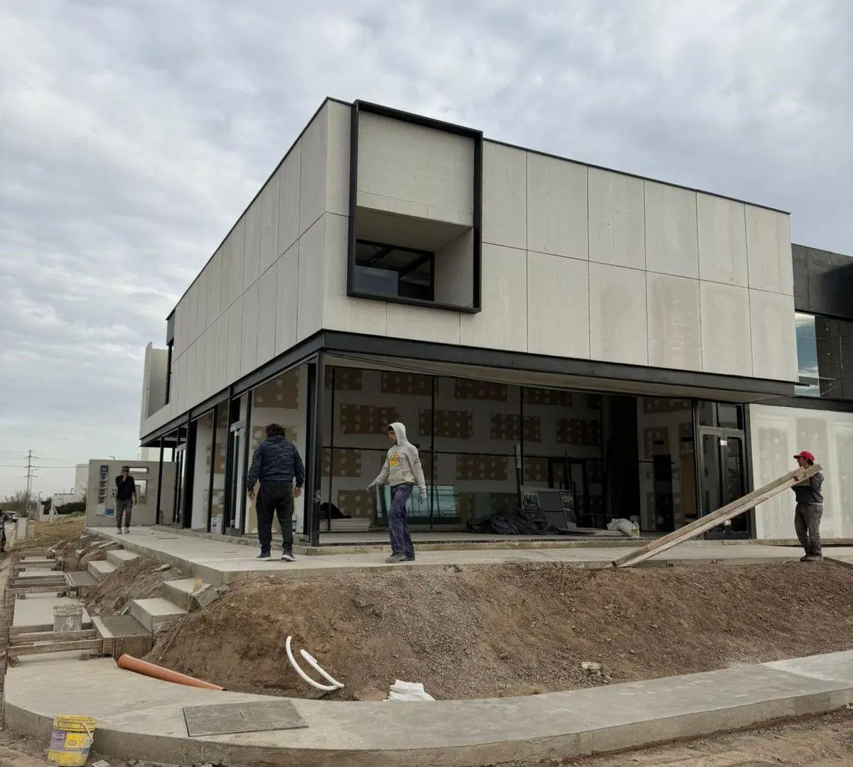 Local comercial en alquiler Docta 3