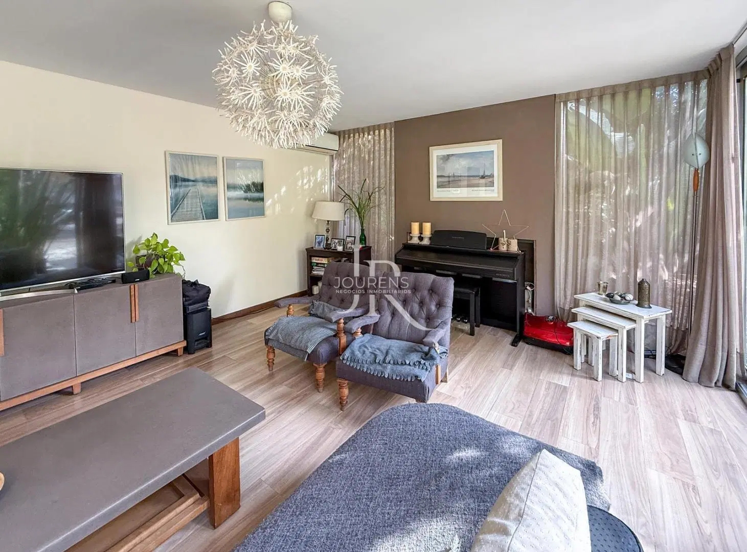 Casa en una planta refaccionada con Arboleda Añosa Highland park 4