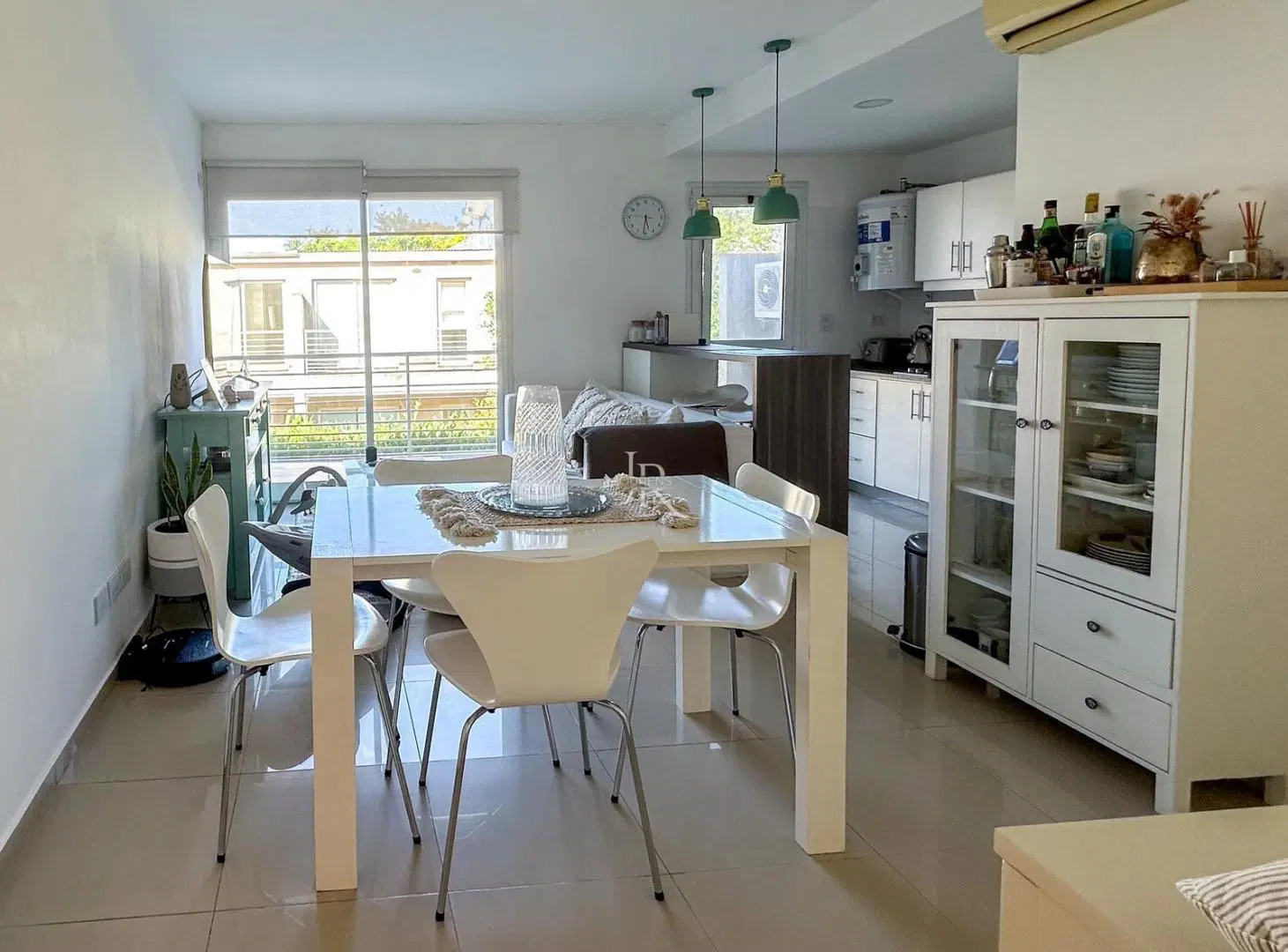 Dos ambientes en alquiler sin muebles 5