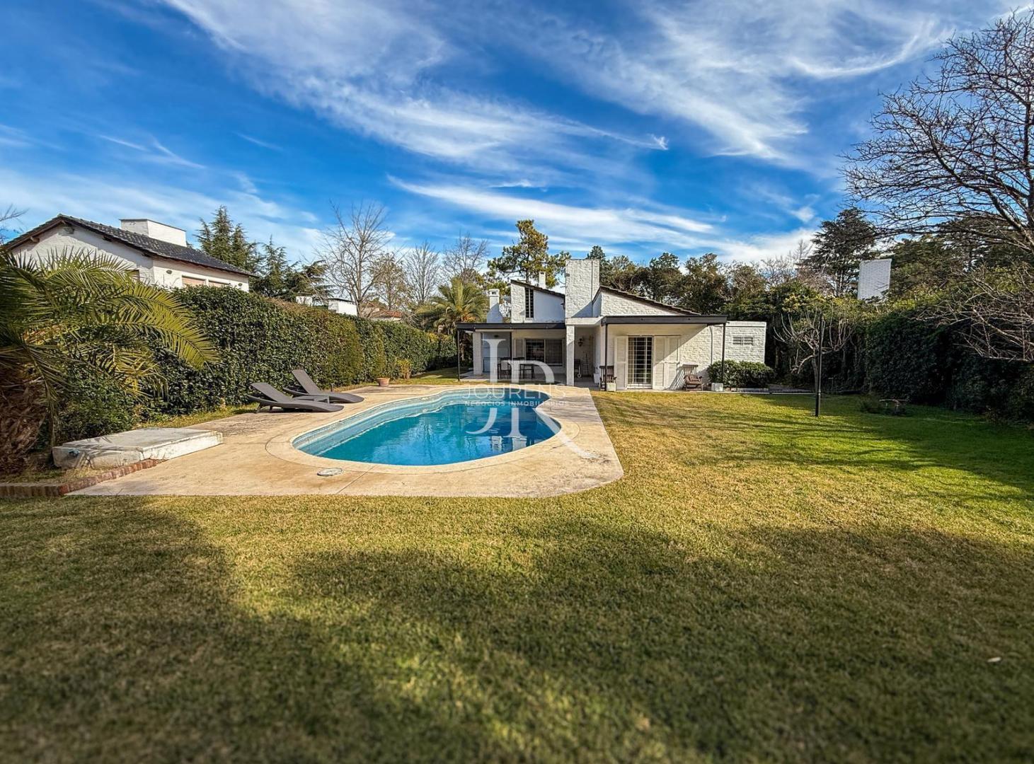 Foto de Hermoso lote al golf casa a refaccionar!!, imagen 2