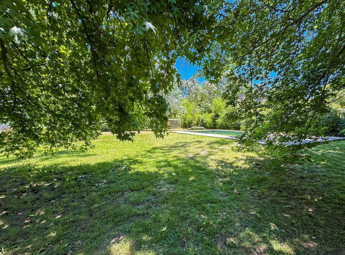 Foto de Hermoso terreno arbolado en highland park, imagen 2