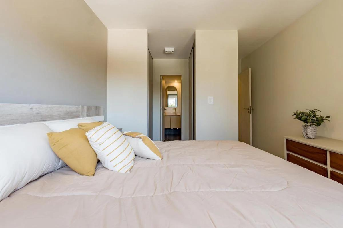 Departamento en Venta 3 Dorm. en Lourdes - Balcon Terraza y Pileta Propia 1