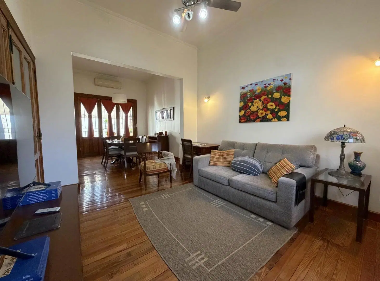 Casa en venta con patio y cochera en barrio parque 4