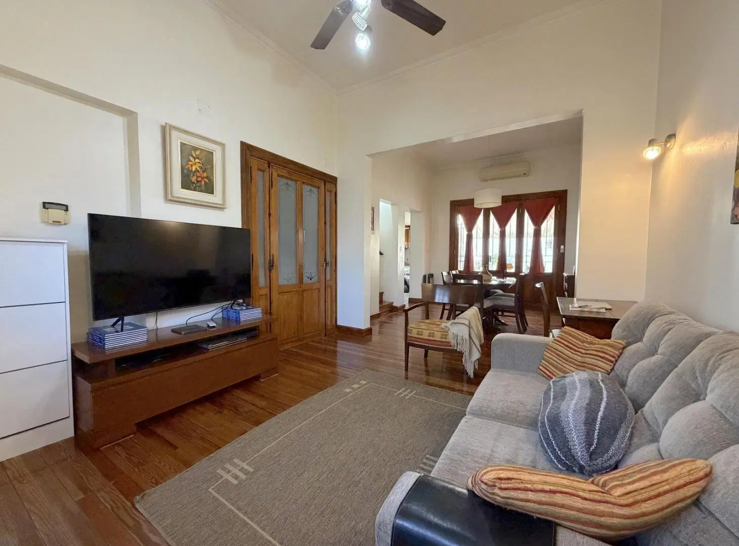 Casa en venta con patio y cochera en barrio parque 3