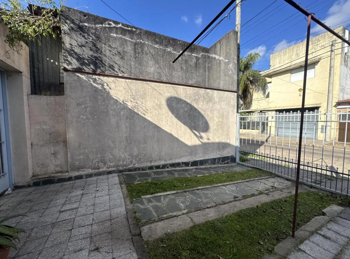Venta casa 2 dormitorios Azcuénaga Rosario 3