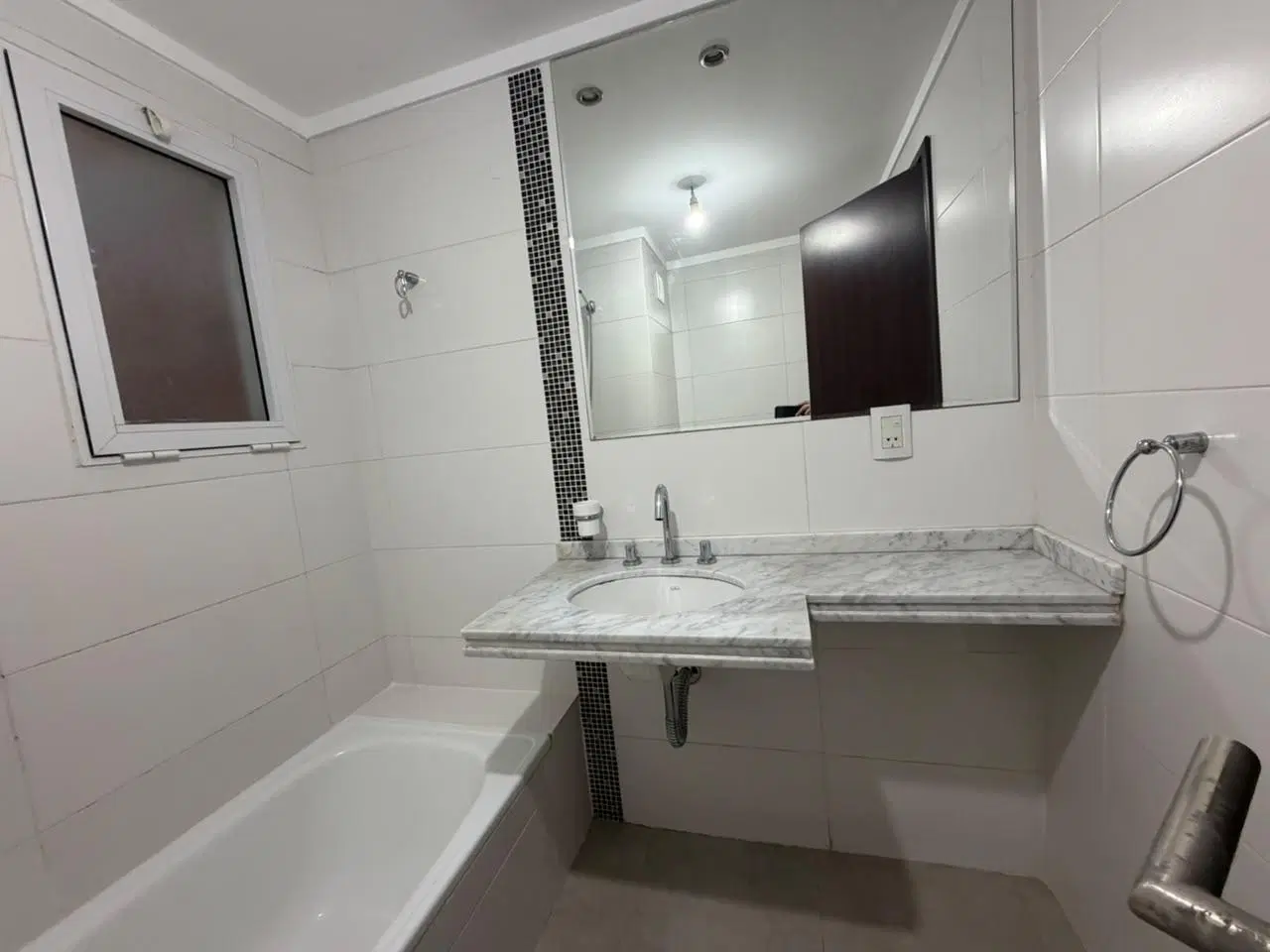 Depto 1 dormitorio con balcon terraza y cochera doble -ZONA CENTRO 3