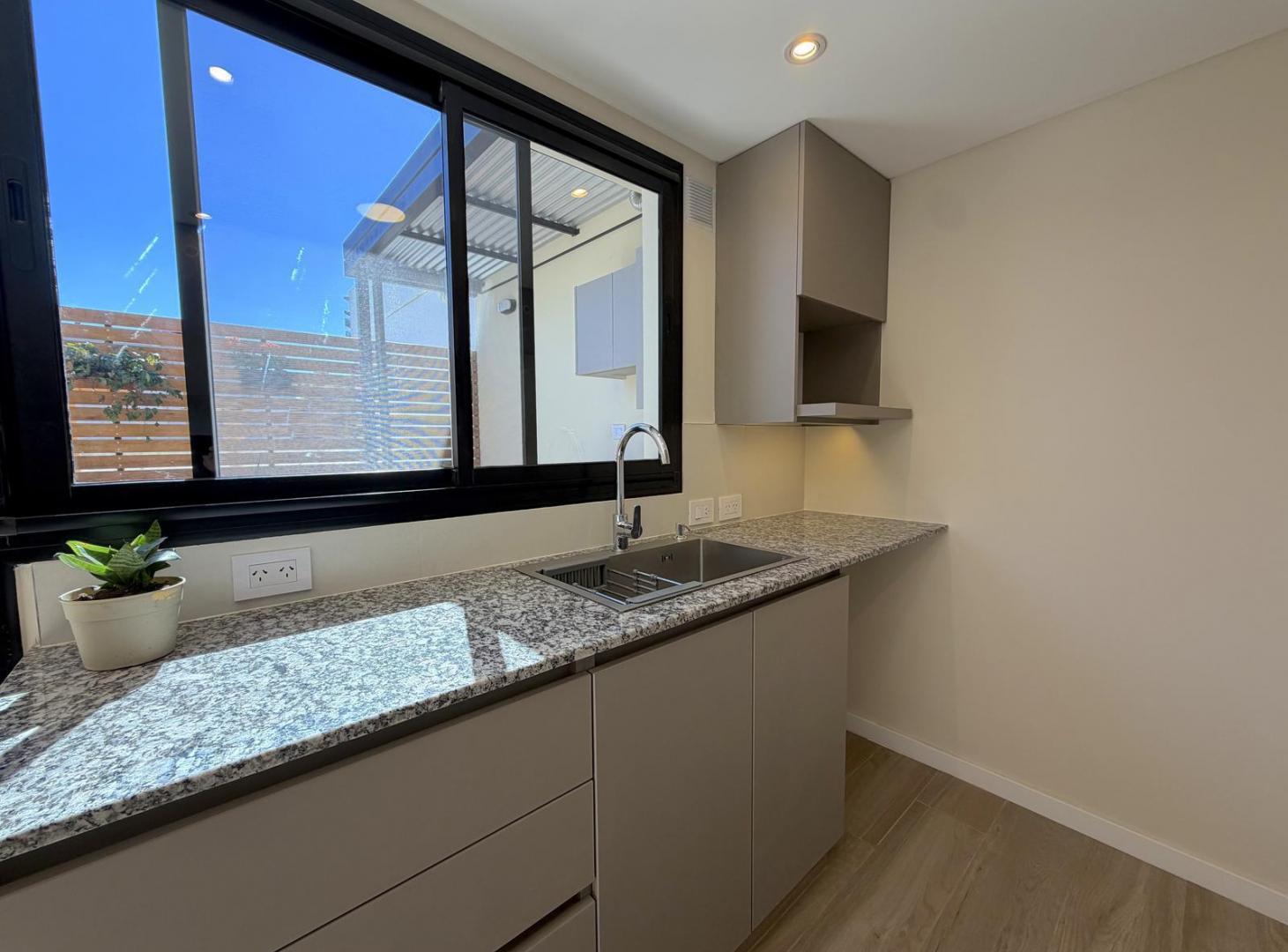 Foto de Casa en planta alta PH en venta de 2 dormitorios, imagen 3