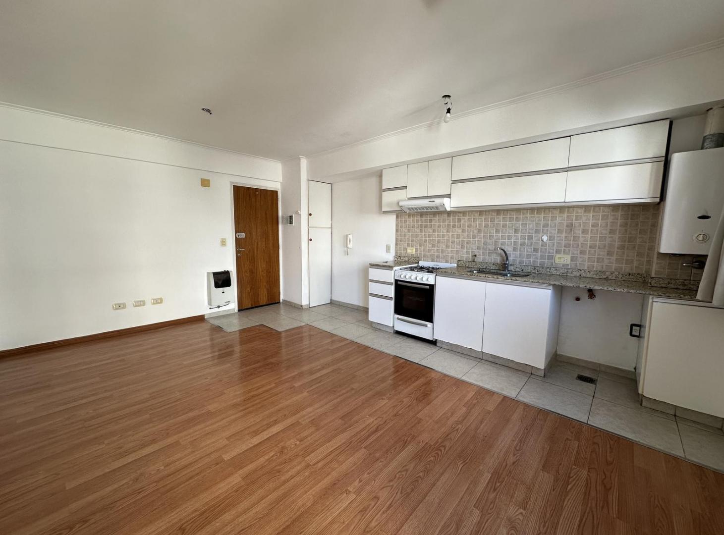 Foto de Departamento en alquiler - Moreno y 9 de julio, imagen 1