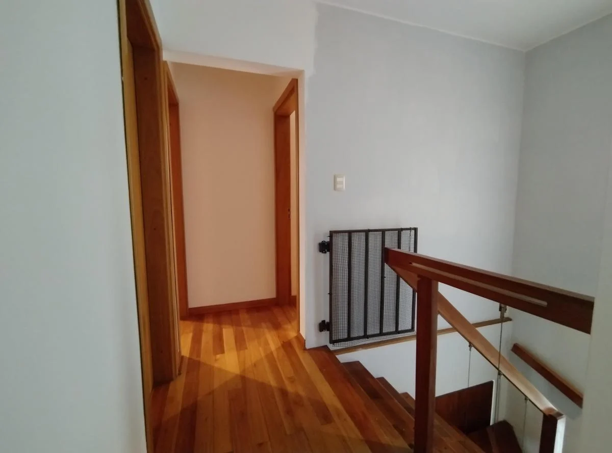 Casa en Venta de Categoria - Punilla, Siquiman - 4 Dorm, Gran Parque 3