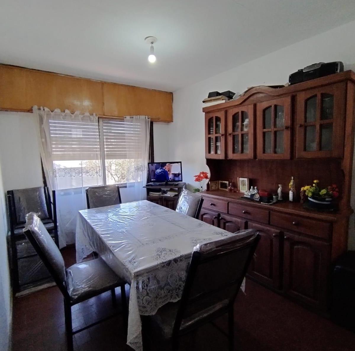 En Venta Depto PH Zona B° Gral Paz - 2 Dorm, Cochera y Patio - Apto Bancor 5
