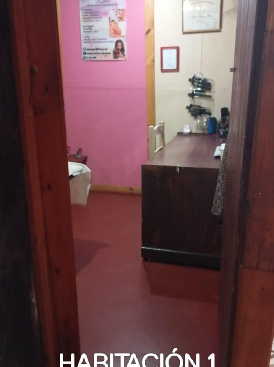 Vendo Casa Cabaña de 2 Pisos (Amueblada) en Puerto Iguazú Centro 2
