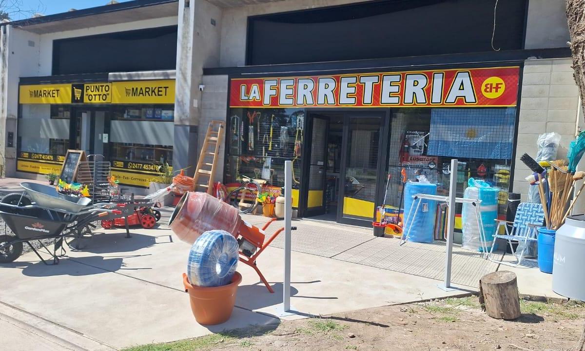 Foto de VENDO O PERMUTO por veiculo FERRETERIA funcionando, imagen 3