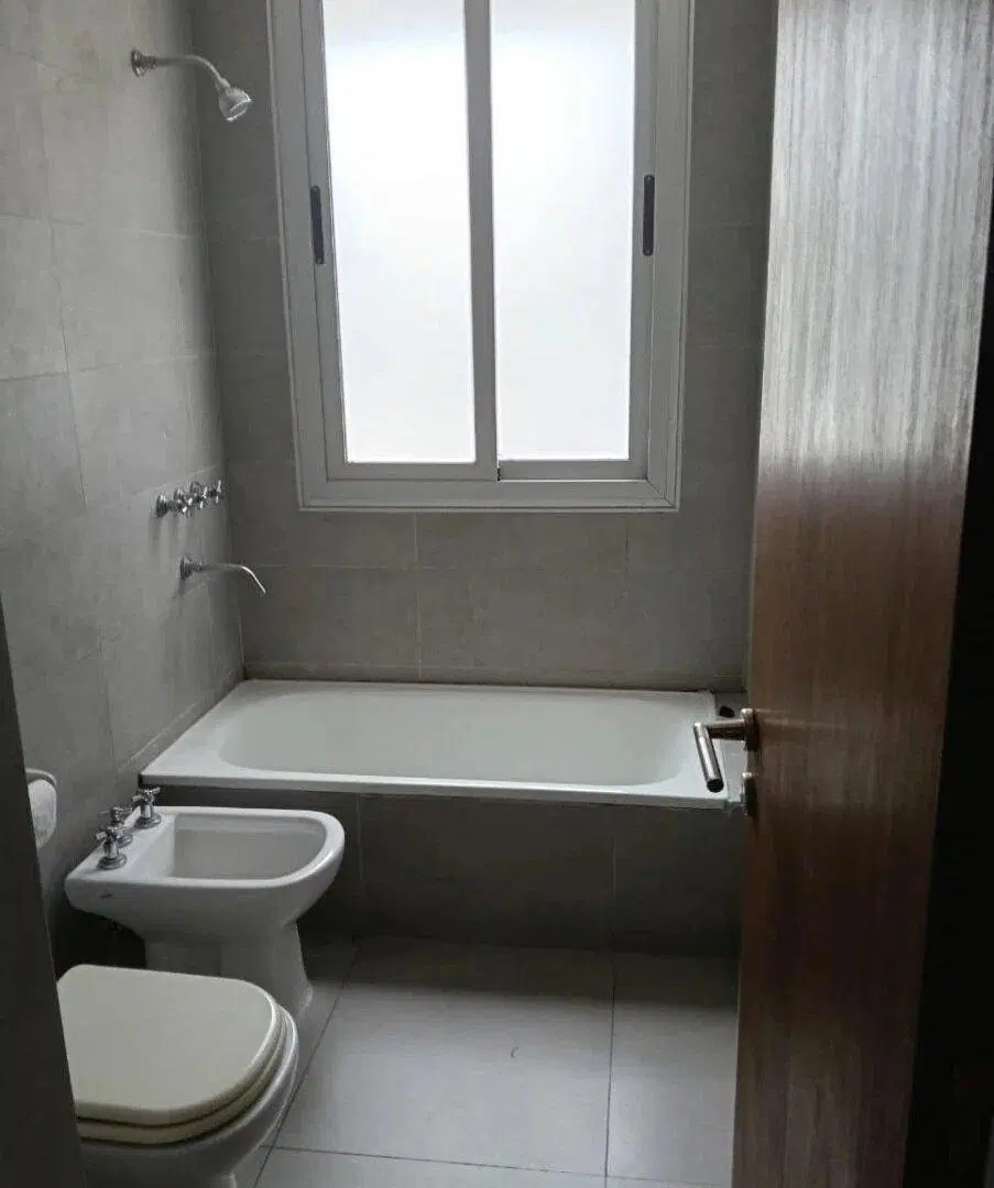 Depto en alquiler 1 dormitorio con vestidor, Complejo Opera 3
